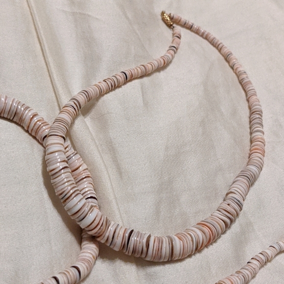 Vintage Luscious Pearl Pukka Shell Necklaces - Picture 8 of 9
